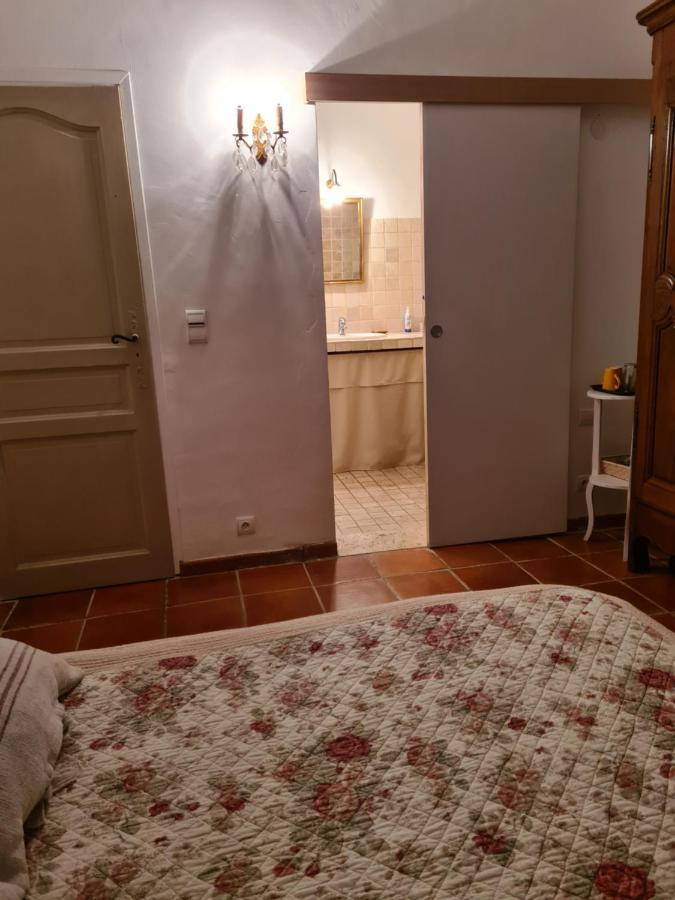 Le Mas Des Pins Mane  Екстериор снимка